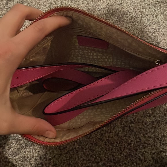 Beautiful pink Kate spade crossbody bag - Picture 2 of 3